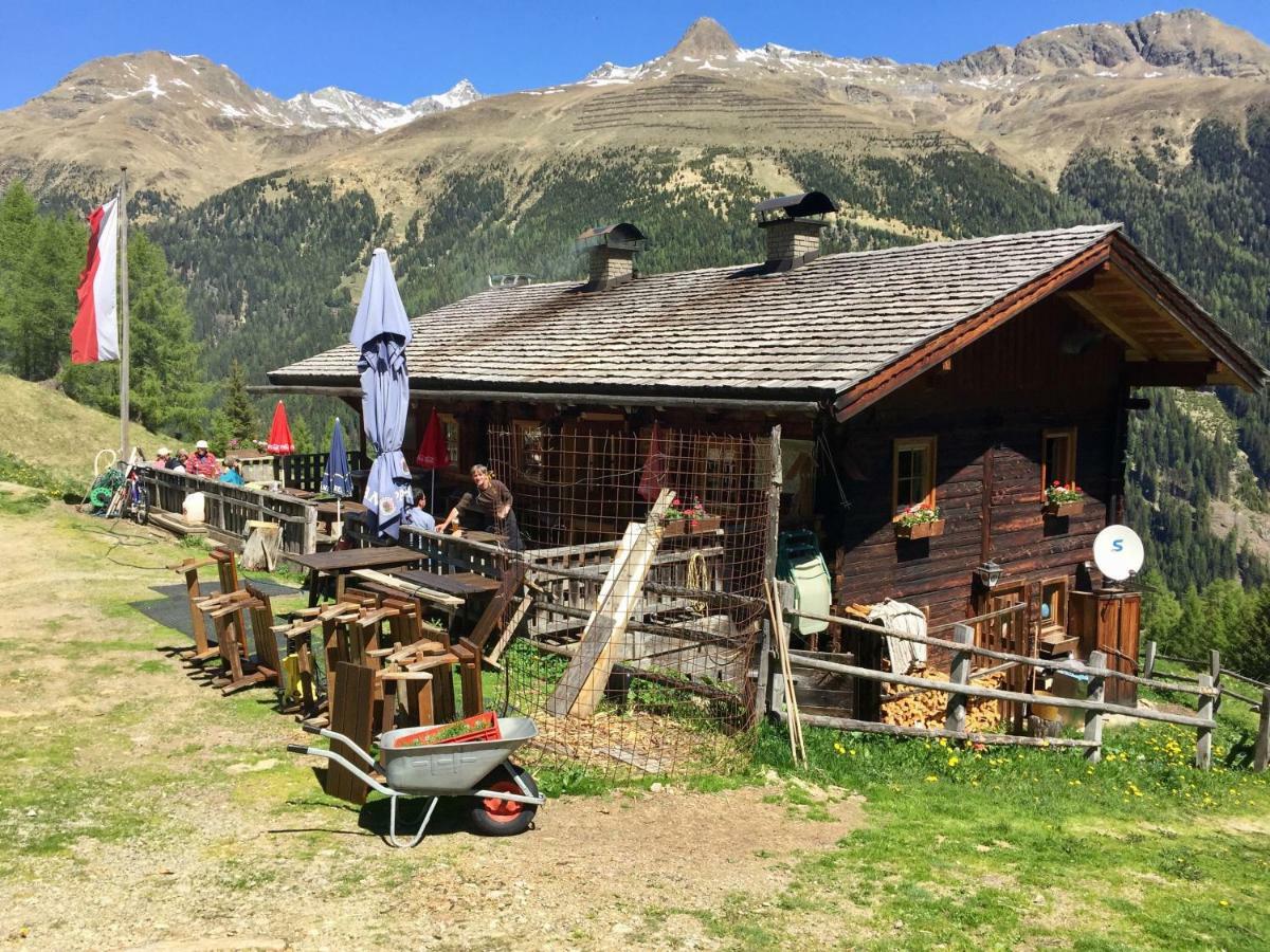 Ferienwohnungen Boehm Sankt Jakob in Defereggen Bagian luar foto