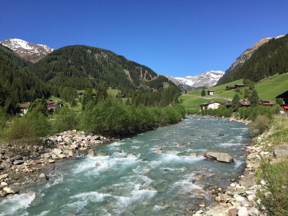 Ferienwohnungen Boehm Sankt Jakob in Defereggen Bagian luar foto